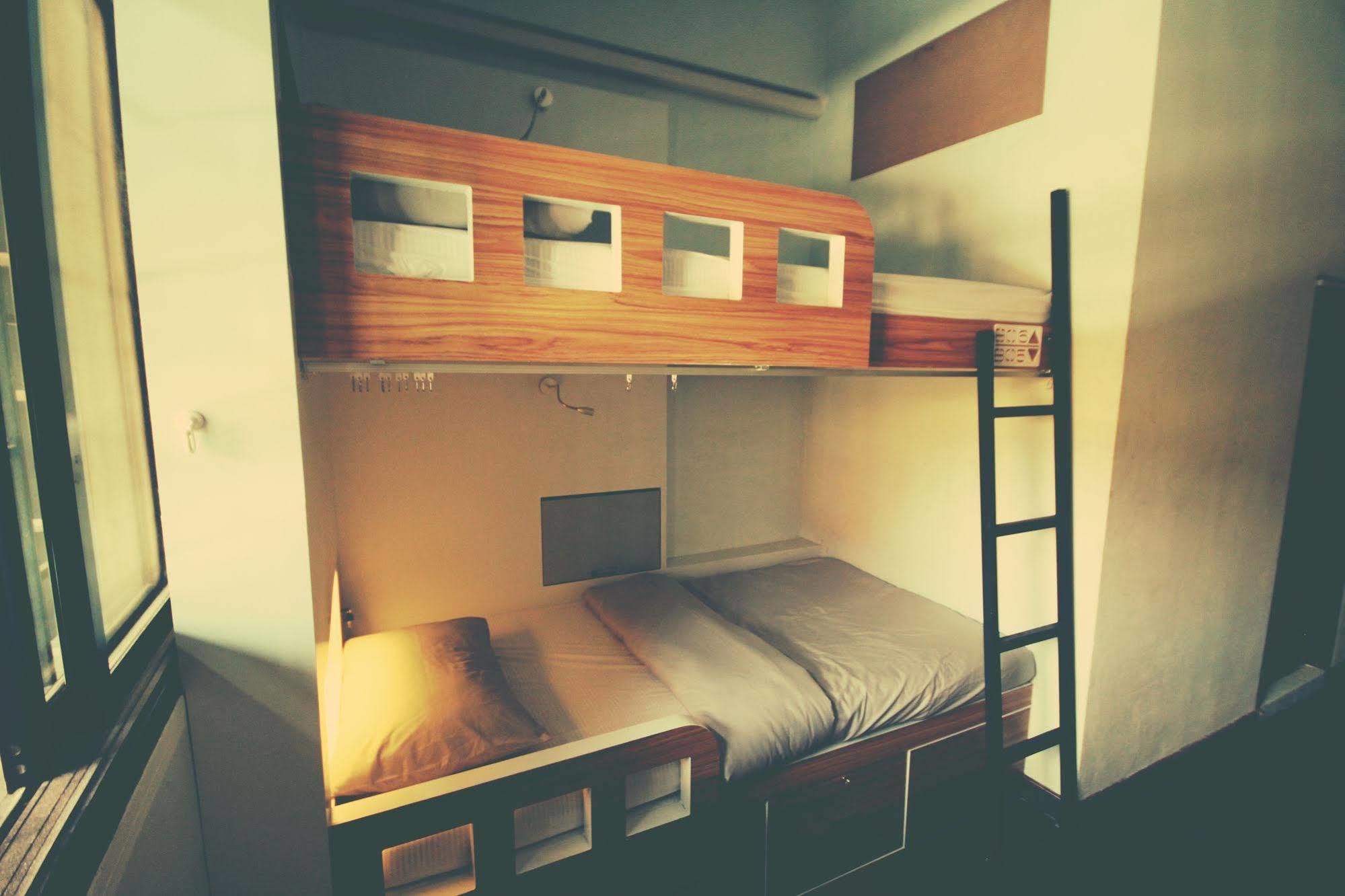 The Hive Hatyai Hostel Hat Yai Exterior photo