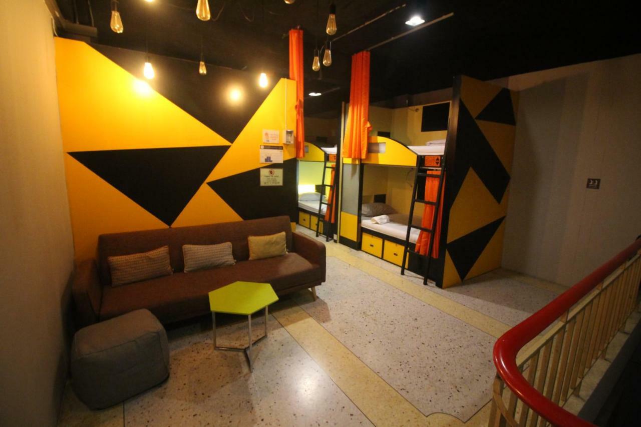 The Hive Hatyai Hostel Hat Yai Exterior photo